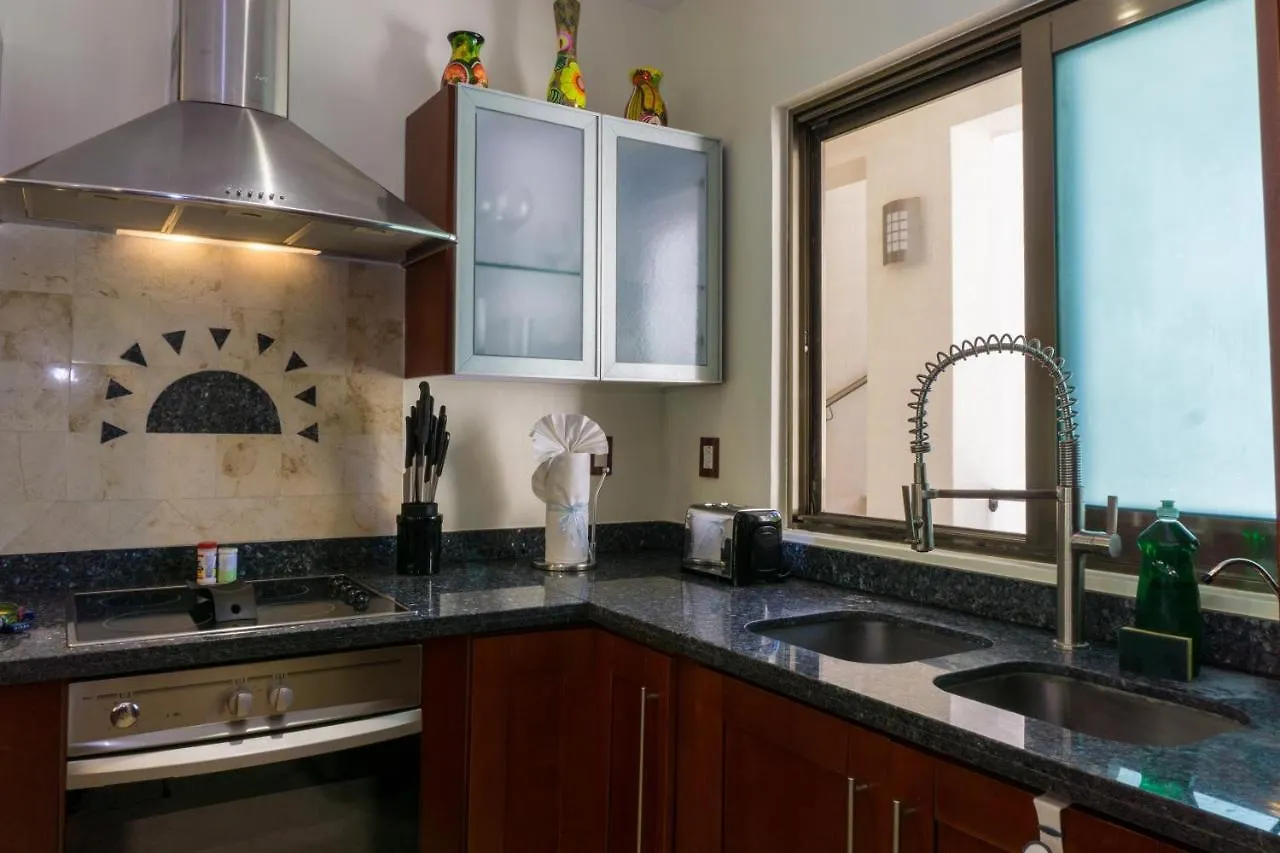 Apartamento Paseo del Sol Reef 202 condo Playa del Carmen México