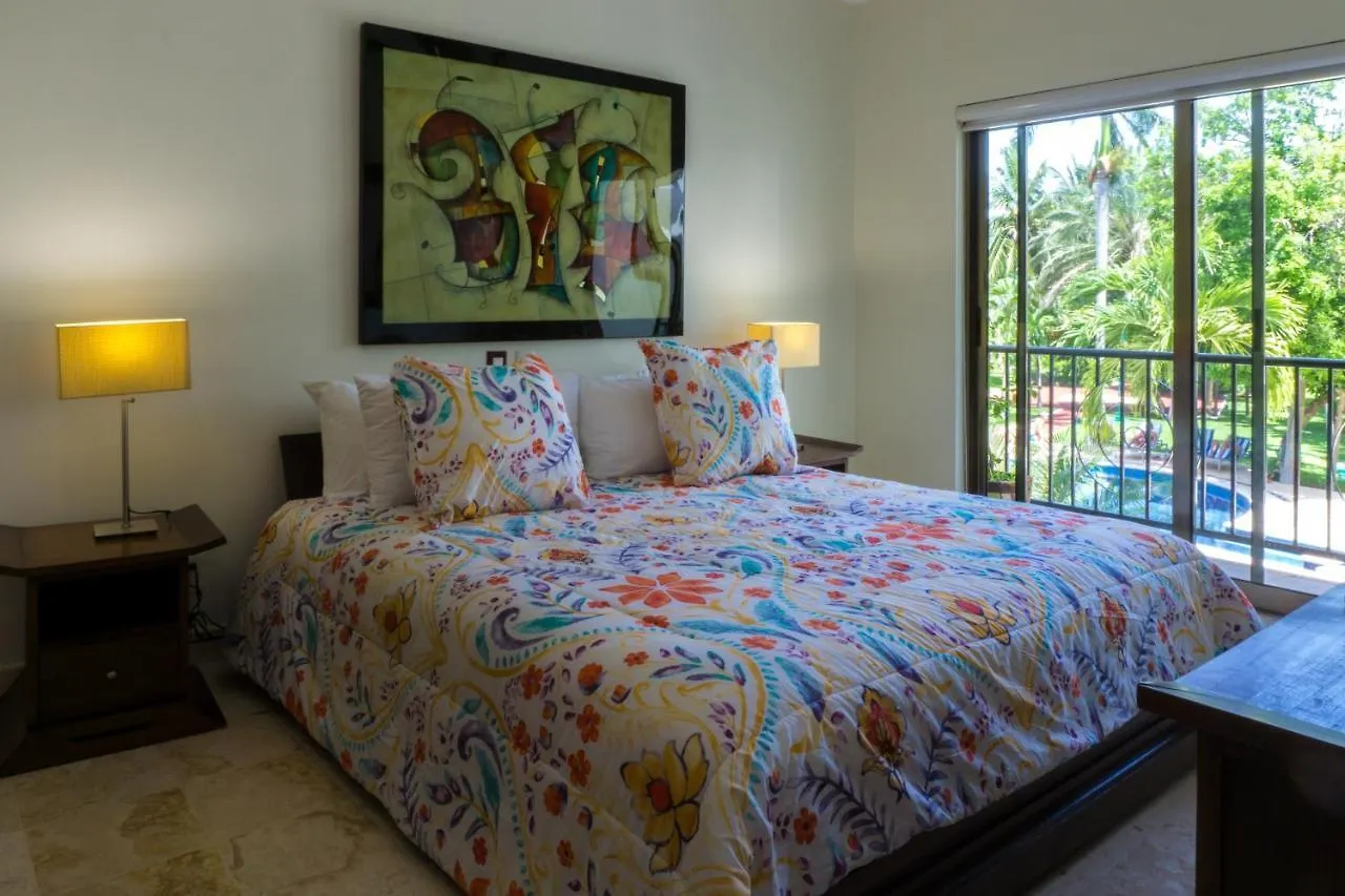 Paseo Del Sol Reef 202 Condo Playa del Carmen Mexico